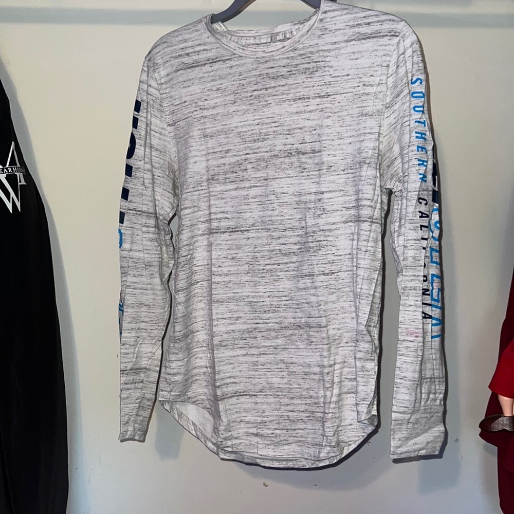 Curved Hem Hollister long sleeve tee